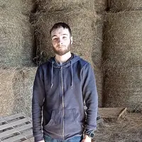 Malgré la mauvaise image qu'il avait du métier, Aymeric André est aujourd'hui heureux et fier d'être agent de remplacement au SR 43.