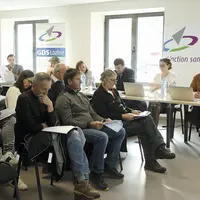 Un groupe d'éleveurs et les administrateurs du GDS sont réunis à Mende pour l'assemblée générale.
