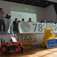 Christian Arvis s'exprime à la tribune du congrès de la FDSEA de la Creuse.