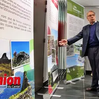Exposition de panneaux retraçant le vie des burons du cantal