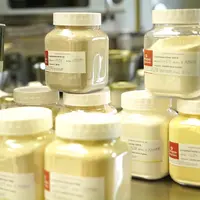 Bocaux contenant des farines fonctionnelles