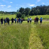 Malgré le beau temps, les agriculteurs étaient au rendez-vous sur la plateforme.