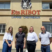 Aurélie Ribot, présidente et directrice commerciale des établissements Ribot, Romain Priolet, vice-président du groupement, Chloé Borgat, directrice d