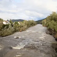 Cours d'eau en crue intense