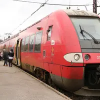 un train rouge