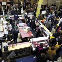 Le stand de la Lozère autour duquel se presse une foule nombreuse