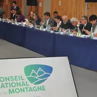 En 2018, le Conseil national de la montagne s'était réuni à Saint-Ours-Les-Roches dans le Puy-de-Dôme en présence du premier Ministre de l'époque, Edo