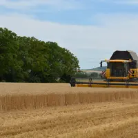 champ travaux agricoles entrepreneurs EDT 63