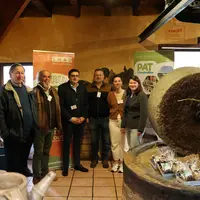 equipe SMADC huilerie Blot l'Eglise