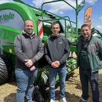 De gauche à droite : Damien Bras, directeur des établissements Marvalin, Romain Mercier et Pierre Guillaume technico-commercial de la zone sud-est che