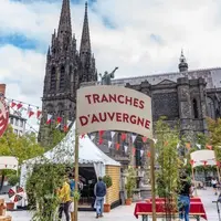 Rendez-vous pour le festival Tranches d'Auvergne, dédié au jambon et saucisson sec d'Auvergne le 6 septembre, place de la Victoire, à Clermont-Ferrand