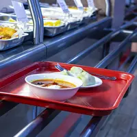 Dans le Puy-de-Dôme, seulement 38% des cantines publiques et privées ont déclaré s'approvisionner en produits durables et de qualité.