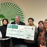Michèle Lorcerie, secrétaire générale de la Ligue contre le Cancer de la Creuse, Laurence Taillandier administratrice de la Ligue contre le Cancer de