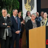 Maire de Mauriac s'adressant aux personnalités dont le préfet