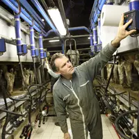Chaque éleveur doit comprendre que l’ergonomie de la traite est un facteur essentiel qui permet de concilier bien-être au travail et performance écono