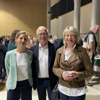 la directrice et le président des Gîtes de France Allier accompagnés de la 3e adjointe au Maire de Cusset