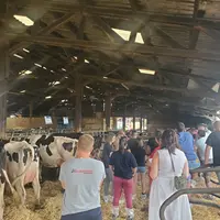 Les membres de l'association se sont réunis dernièrement au lycée d'Yssingeaux et sur l'Earl du Peron à Monistrol/Loire à l'occasion de l'AG de l'asso