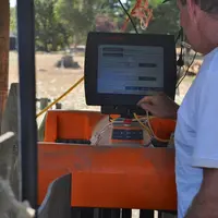 Un outil de pesée performant l’aide à piloter le système en allotant en fonction du poids. © Flo Kreis