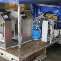 La machine transforme la laine et la vapeur en engrais. © DR