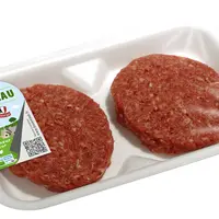 Les boulettes et burgers d’agneau Saint-Georges ont investi les rayons des magasins Auchan et Métro depuis le début de l’année. © Agneau St-Georges