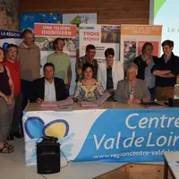 Les représentants du Conseil régional, de la chambre d’agriculture et de l’association régionale de la filière ovine du Centre-Val de Loire ont signé