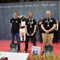 Après une intense journée de compétition, Arthur Boulet du CFAA du Lot (au milieu) a été sacré meilleur Jeune Berger de France 2019. Très peu loin der