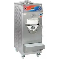 La machine peut turbiner jusqu’à 20 litres de glaces en 12 minutes. © Glace agricole