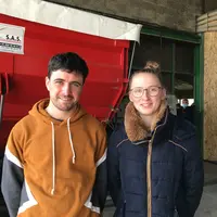 Vincent Hirigoyen (Hasparren) et Maider Etcheverry (Armendaritz) étaient venus chercher une solution au manque de main d’œuvre sur leurs exploitations
