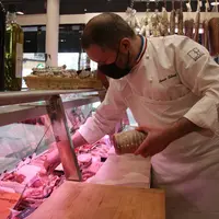 Un jour avec Romain Lebœuf, artisan boucher