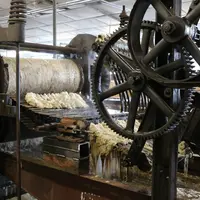 Les entreprises Laurent représentent la dernière entreprise semi-industrielle de lavage de laine en France