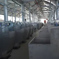 Chaque parc est équipé d’un distributeur automatique de concentré, de trois distributeurs automatiques de fourrages et d’un abreuvoir. Ces soixante di