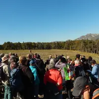 Olivier Bel (éleveur berger dans les Hautes Alpes) - Etienne Dècle, membre du CCAPAS. Les membres du CCAPAS se regroupent pour défendre des terres des