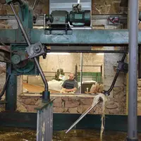 Le lavage de laine du Gévaudan existe depuis plus de 40 ans. Ses machines datent du début du siècle dernier.
