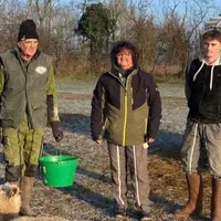 Eleveur cédant avec ses repreneurs