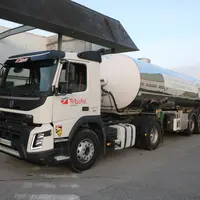 Camion citerne laitier