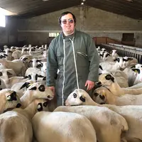 <em class="placeholder">Vincent Pons, 26 ans, éleveur de brebis dans le Lot</em>