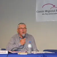 Gérard Bourcier, président du comité régional porcin des Pays de la Loire. "Dans notre région, 200 éleveurs ont au moins une partie de leur élevage en
