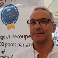 Christophe Bernigaud. « Je fais régulièrement visiter l’abattoir aux éleveurs qui le livrent pour qu’ils connaissent la destinée de leurs animaux. » ©