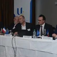 Michel Bloc'h, président de l'UGPVB, entouré de Philippe Bizien (CRP), Guillaume Roué (Inaporc), Jacques Crolais, directeur et Bernard Rouxel, vice pr
