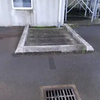 Les regards peuvent être efficacement protégés en les réhaussant. © UGPVB