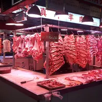 Des foyers récents de peste porcine africaine en Chine font grimper la demande en viande de porc européenne. © Ifip