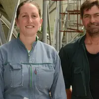 Bleuen Lahuec (Eureden) et Jean-Yves Corbel, éleveur à Plomeur. «Profiléo valorise le potentiel génétique des animaux par un plan alimentaire adapté.»