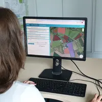 L'outil web Sol-AID sert à estimer la minéralisation de l’azote du sol. Il prend en compte la géolocalisation de la parcelle, certaines propriétés du