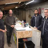 De gauche à droite : Thierry Perrot, Mathieu Goachet, Alexandre Bechaud et Thierry Bellec, Topigs Norsvin. «Les performances obtenues au Gaec du Goade