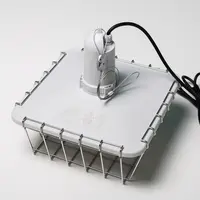Le chauffage Solar 225 peut être installé en suspension ou sur un capot de nid à porcelets.