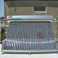 Une unité solaire compte 30 tubes de verre sous vide pour une capacité de 2,5 kW.