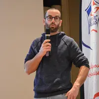 «Le salariat me permet un bon équilibre vie professionnelle/vie personnelle, tout en ayant l'occasion de prendre des responsabilités», apprécie Mathia