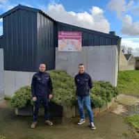 <em class="placeholder">David Louzaouen et son frère Romain prolongent la bonne entente qui prévalaient déjà entre leurs parents et leurs voisins, qu’