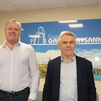 Jean-Luc Cade, président de la coopérative Garun-Paysanne et son directeur, Sébastien Blot (gauche).