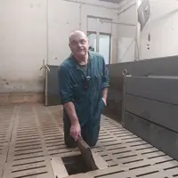 Philippe Lirzin et son collègue Loïc Perrot ont testé le détecteur portatif G7c à la station de Crécom. « On travaille plus se